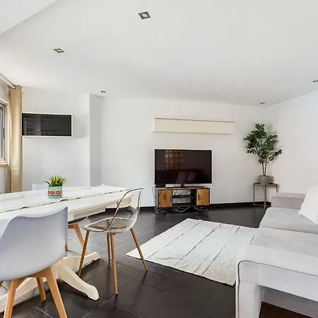 Apartament - Parque Do Jamor *