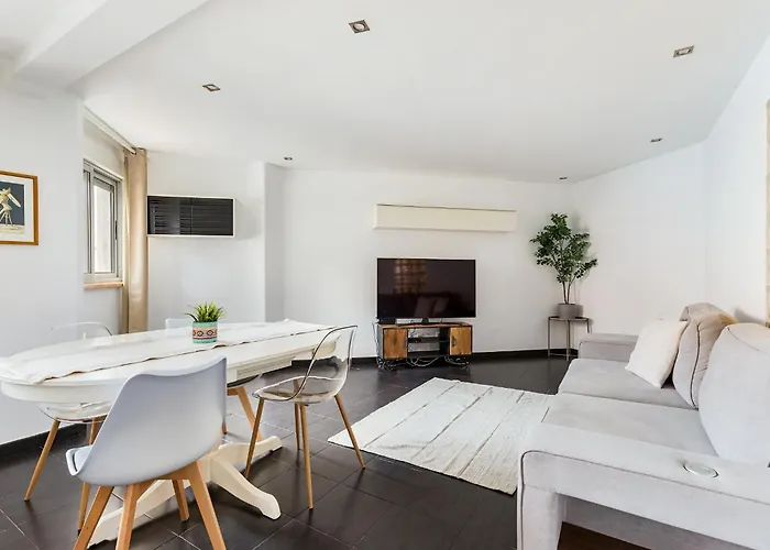 Apartament - Parque Do Jamor *